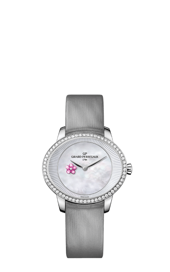 Cat’s Eye Plum Blossom